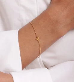 Smykker*Design Letters Armbånd - W - 18K Guldbelagt