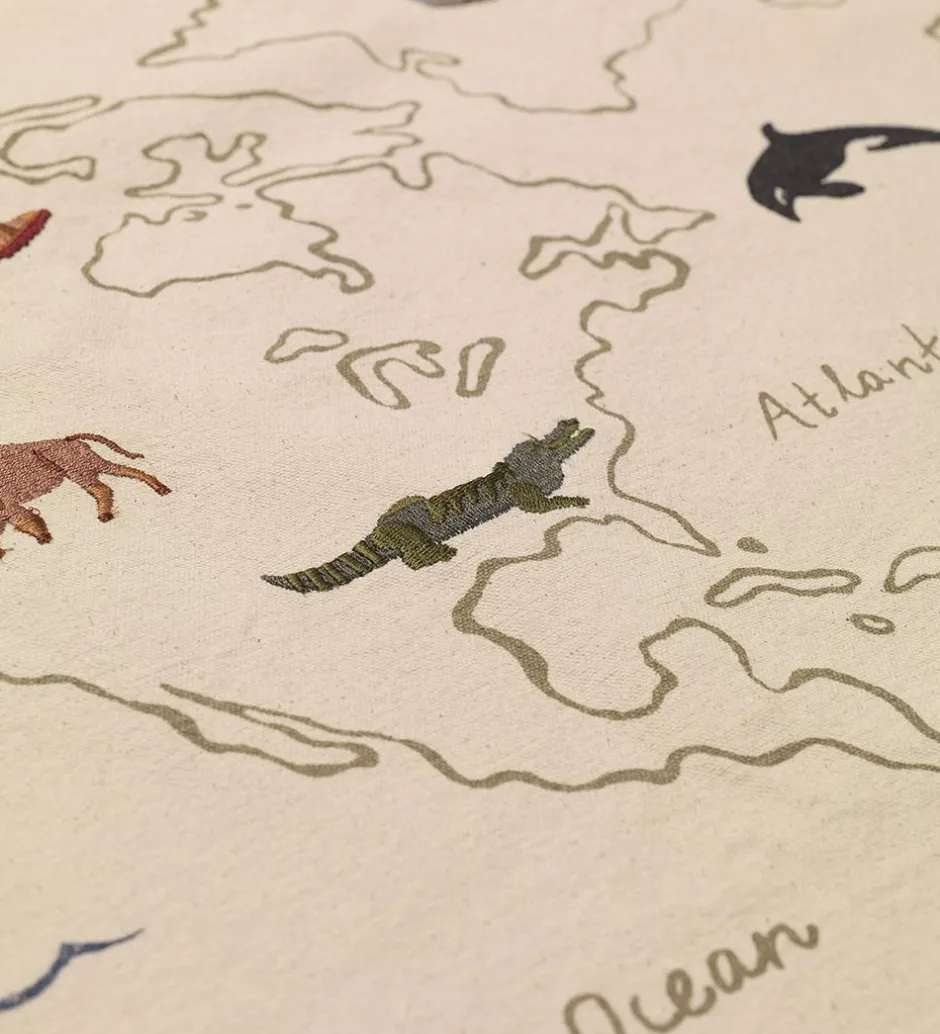 Plakater Og Billeder*Ferm Living Vægophæng - The World Textile Map - Off White