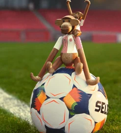 Kay Bojesen Træfigur - Abe - DBU 86 Away - Mini - Teak/Limba