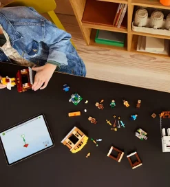 Lego®|Byg Og Klodser*LEGO® Minecraft - Angreb På Landsbyen 21273 - 555 Dele