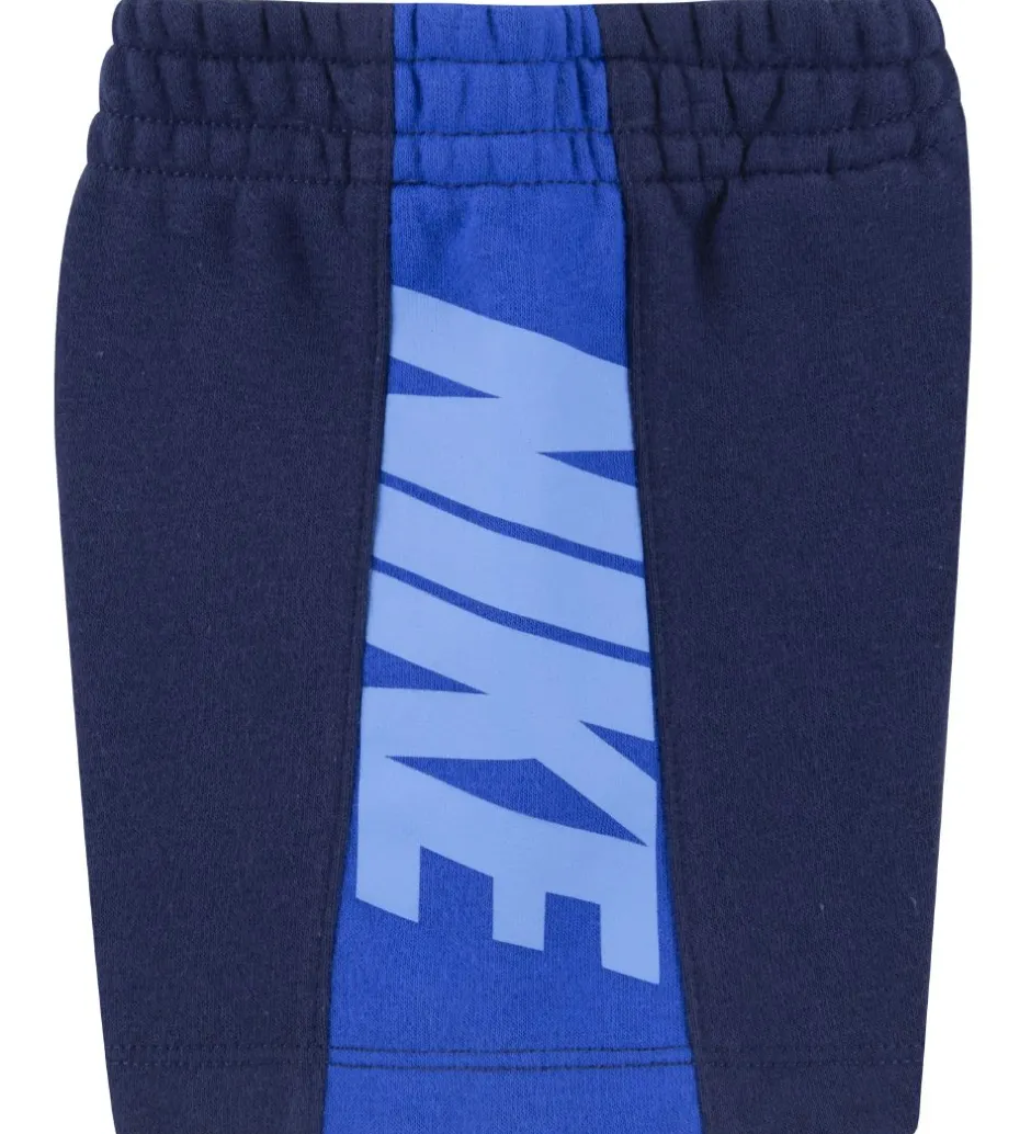 Gymnastiktøj*Nike Shortssæt - T-shirt/Shorts - Amplify - Midnight Navy