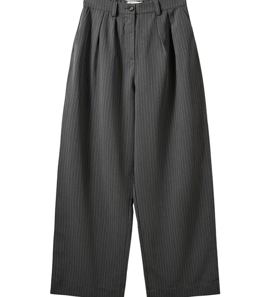 Basis*Sofie Schnoor Bukser - Malinasy - Dark Grey Striped